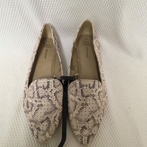 Time Tru Shoe Womens 11 Snakeskin Chic Causal Memory Foam Modern New Pointed Toe